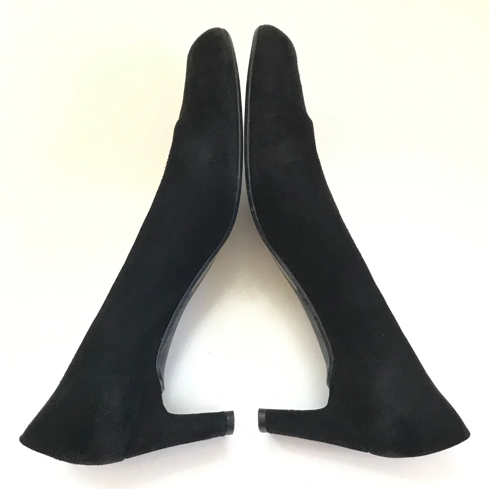 STUART WEITZMAN Black Suede Pump Kitten Heels Women’s Size 10 NARROW